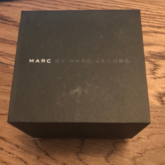 Marc by Marc Jacobs wristwatch - Picture 4 of 4